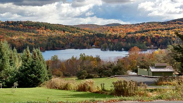 Lake Iroquois from Oak Hill Road